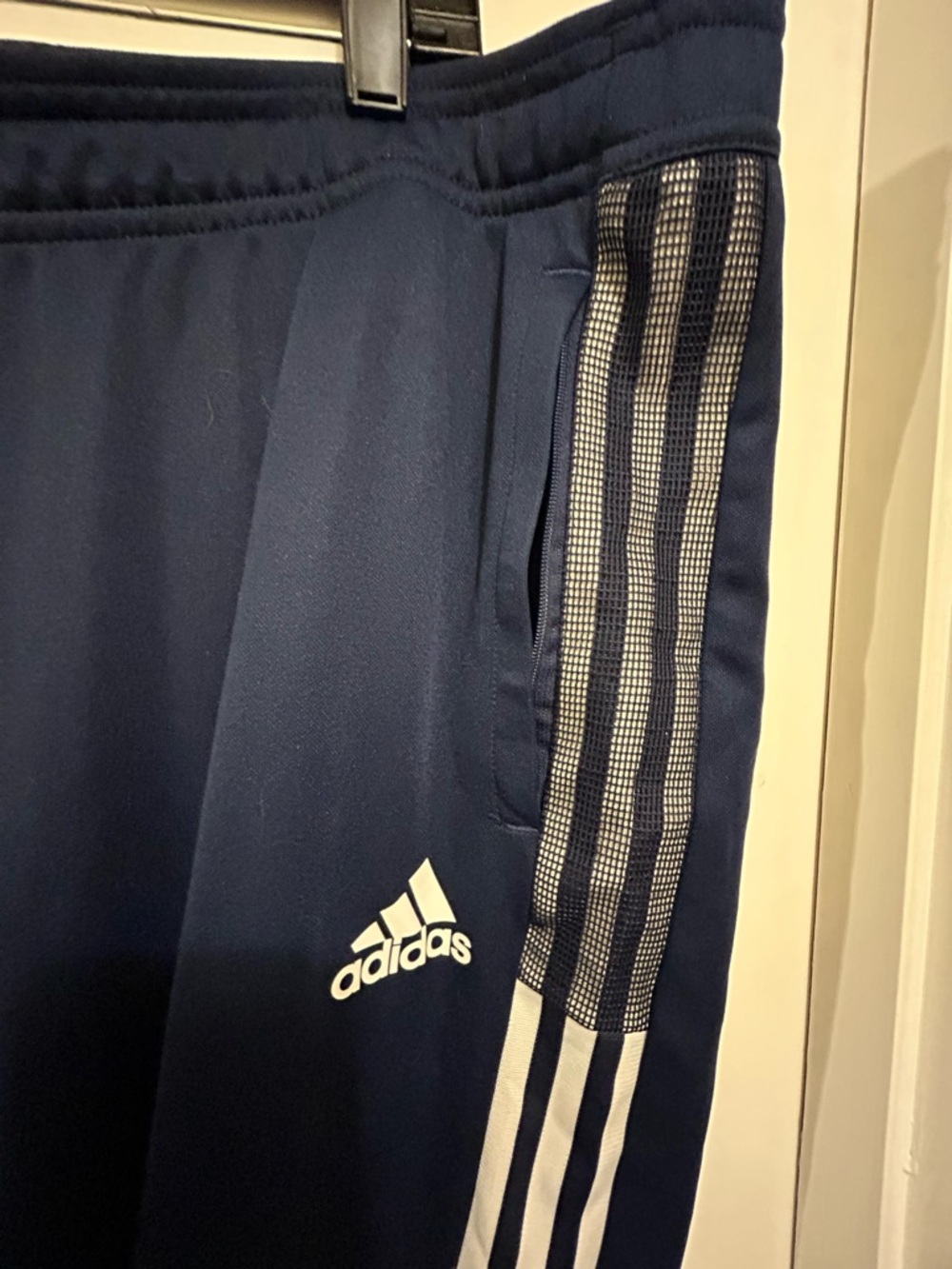 Adidas Plus Size Women’s Joggers/Track Pants, Navy Blue W/White Stripes, Sz 2X - Picture 4 of 8